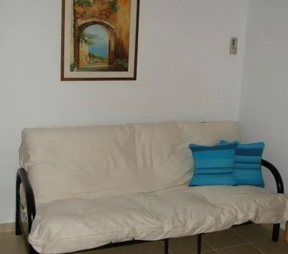 Anett דירה אלפוניסוס